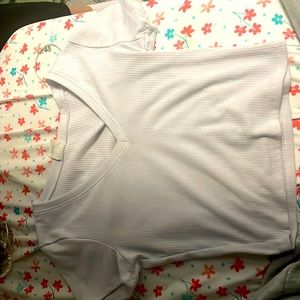 Waist length V neck T-shirt